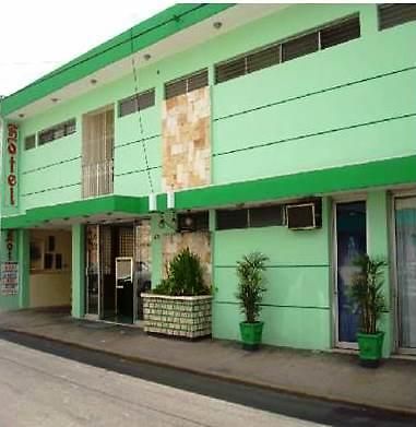 Paris Hotel Merida Ngoại thất bức ảnh
